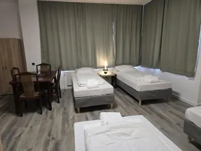 Hotel Zur Buche 24h Check-in, Free 3*