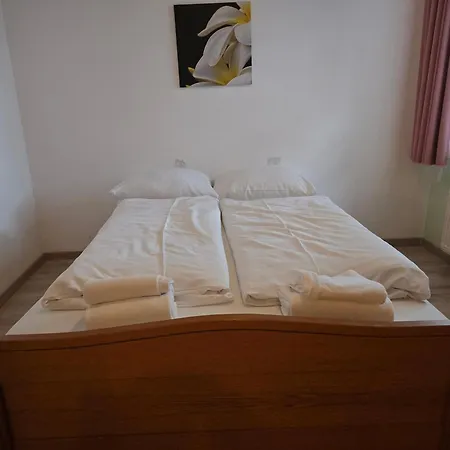 Zur Buche 24h Check-in, Free 3* Bockhorn (Schleswig-Holstein)