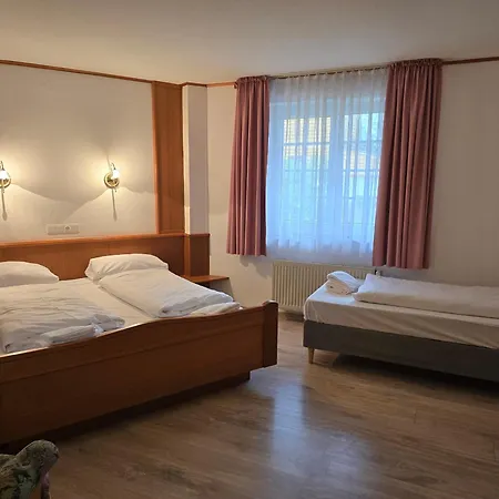 Zur Buche 24h Check-in, Free Hotel