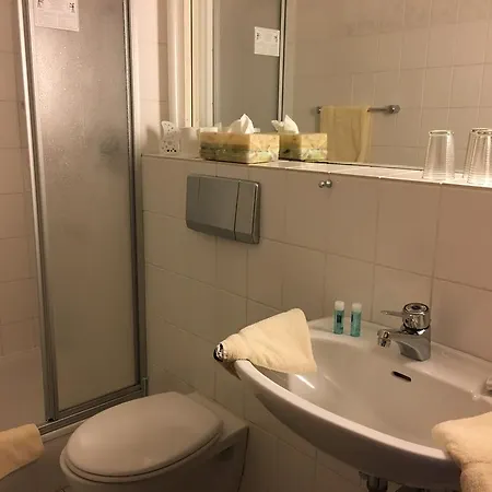 Zur Buche 24h Check-in, Free Hotel